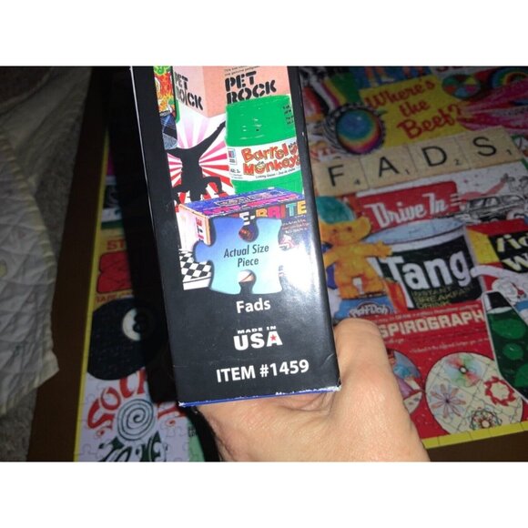 White Mountain 1000 piece “FADS” Collage Puzzle. - Picture 8 of 9